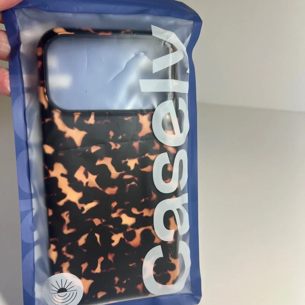 Casely Apple Iphone 17 Pro Max Bold Flex Shell Shock Tortoise Print Mag Safe New